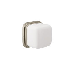 Iver Chrome one globe bath light